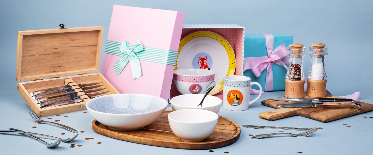 10 Tipps für Geschenke, die man zu eimen Besuch mitbringen kann