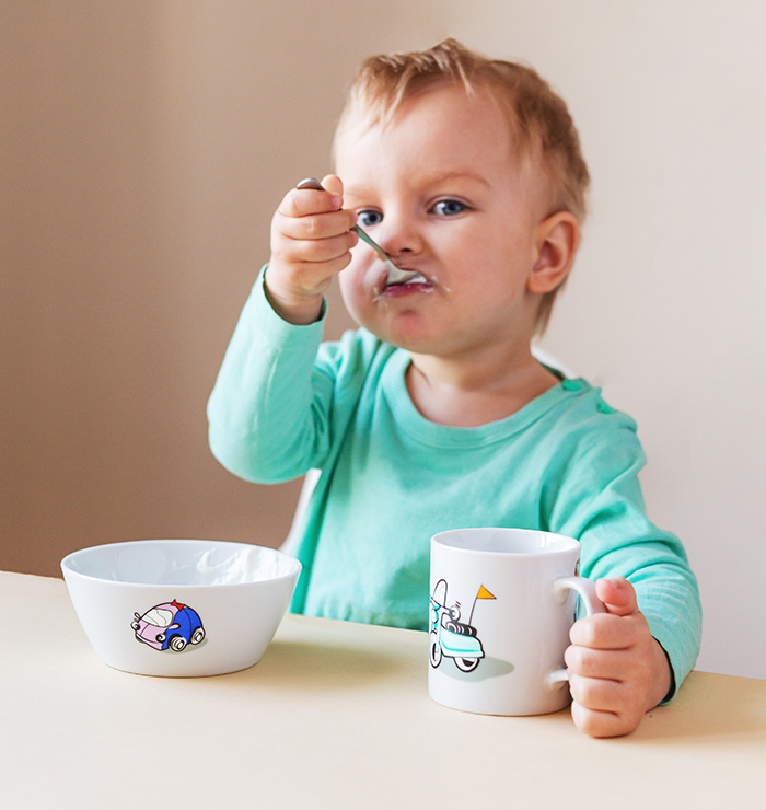 Ab wann essen Kinder mit Besteck?